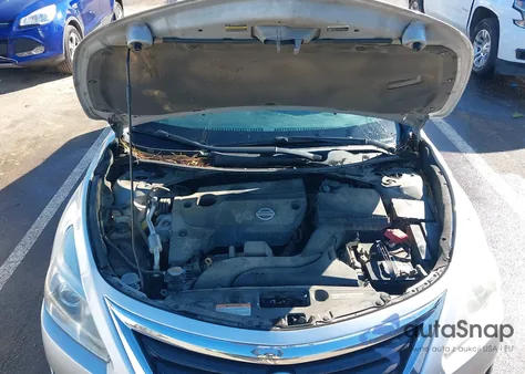 2015 Nissan Altima 2.5 S from USA, damaged, VIN 1N4AL3AP5FC465458